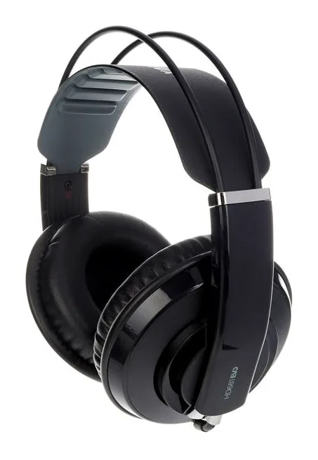 Superlux HD-681 Evo BK, de oorschelp van dichtbij