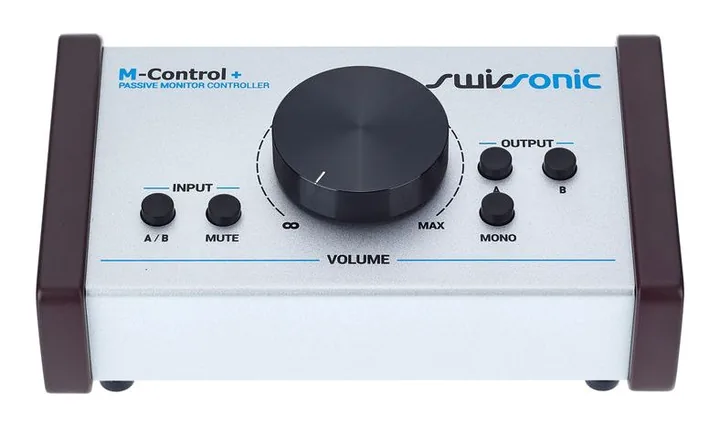 Swissonic M-Control +, de regelaars aan de achterzijde