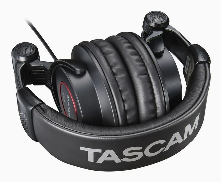 Tascam TH-11, de oorschelp van dichtbij
