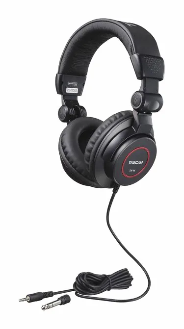 Tascam TH-11, het opgevouwen model