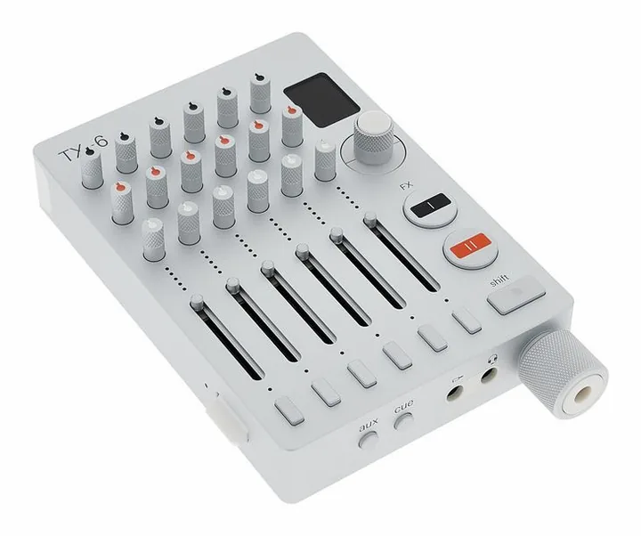 Teenage Engineering TX-6, het volumeknopje en de LED-meters