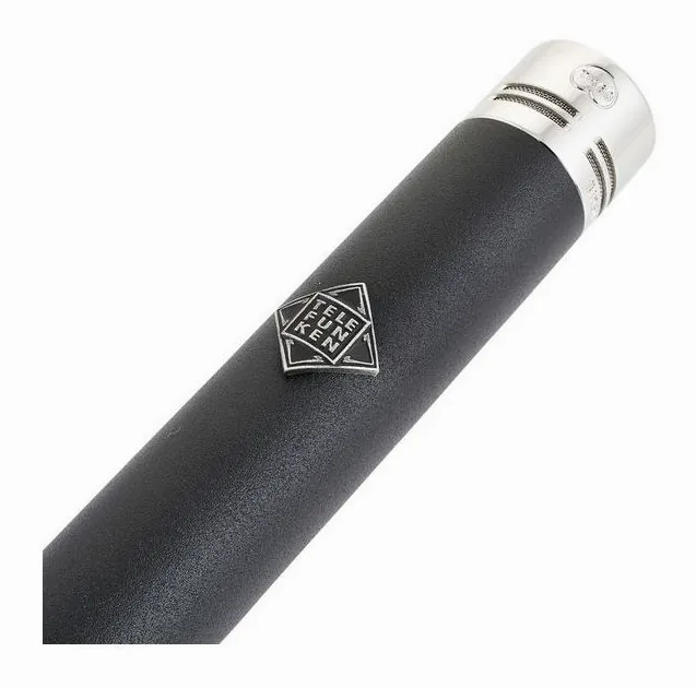 Telefunken M60 FET Cardioid, de XLR-aansluiting onderaan