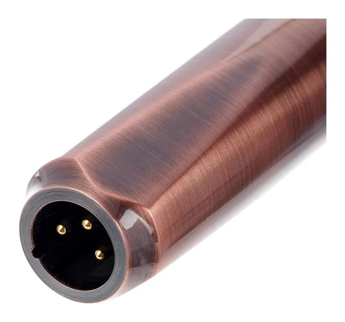 Telefunken M80 Copper, het frontale grillewerk