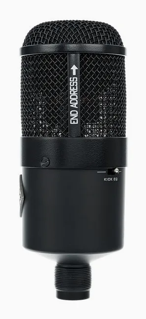 Telefunken M82, de XLR-aansluiting onderaan