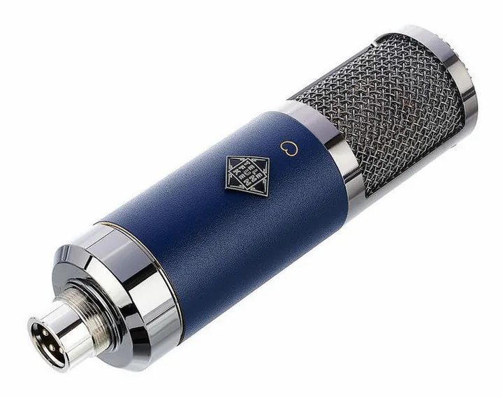 Telefunken TF11 FET, het logo en de afwerking