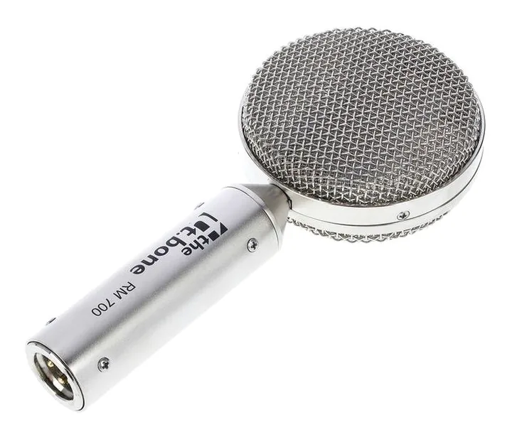 the t.bone RM 700 FetAmp Bundle, de bevestiging en de houder