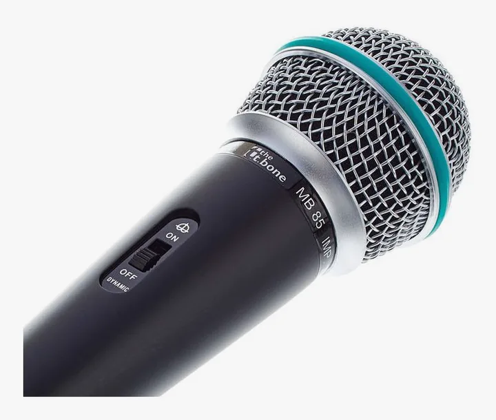the t.bone MB 85, de XLR-aansluiting onderaan