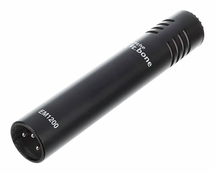 the t.bone DC 1200, de XLR-aansluiting onderaan