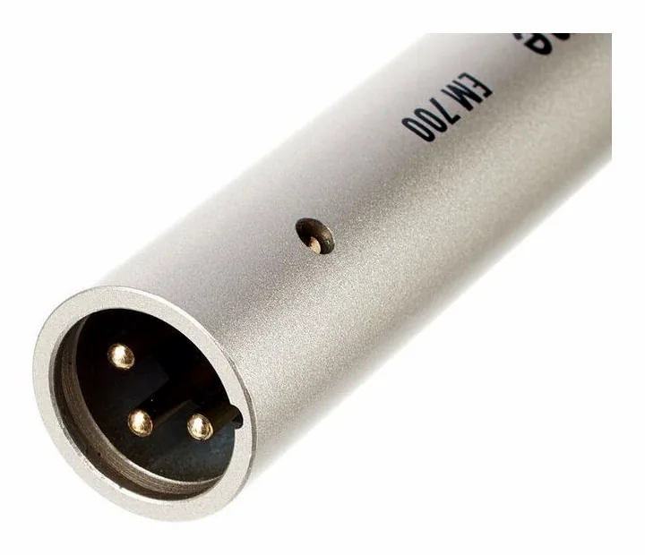 the t.bone EM 700, het frontale grillewerk