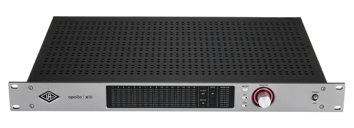 Universal Audio Apollo x16 Gen2 AC, de ingangen aan de voorzijde