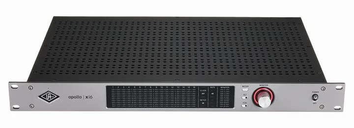 Universal Audio Apollo x16 Gen2 Complete, het volumeknopje en de LED-meters