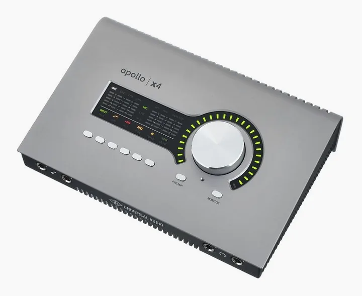 Universal Audio Apollo X4 Gen2 AC Pro, de bovenkant van het apparaat
