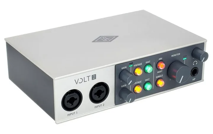 Universal Audio Volt 2 USB Recording Studio, de aansluitingen aan de achterkant