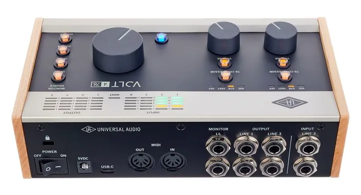 Universal Audio Volt 476 USB Recording Studio, de ingangen aan de voorzijde