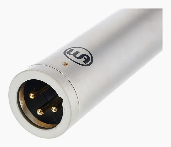 Warm Audio WA-84 Nickel, het logo en de afwerking
