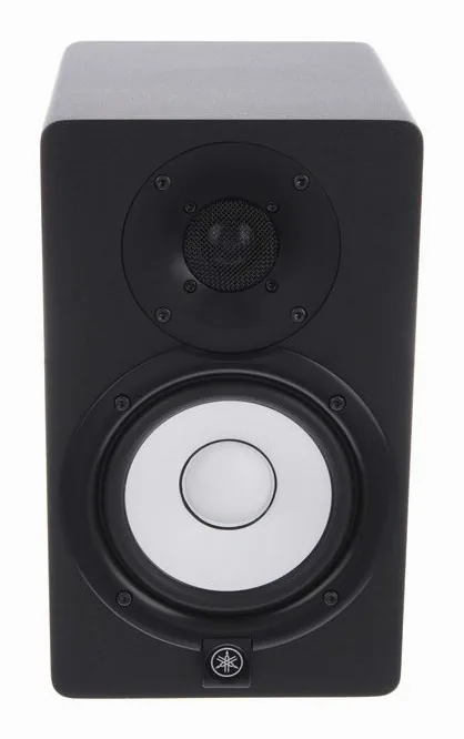 Yamaha HS 5 Tilt Stand Bundle, de achterkant met de aansluitingen