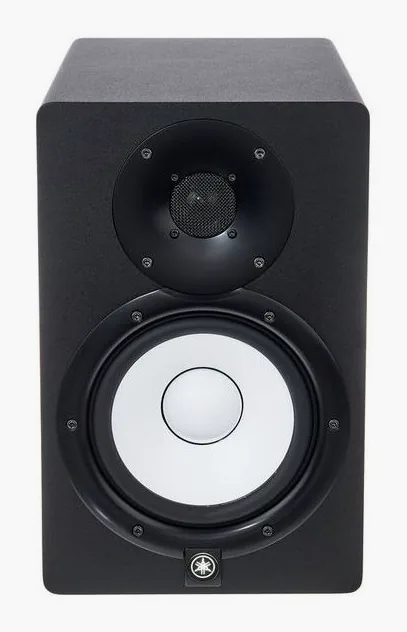 Yamaha HS 7 Stand Bundle, het logo en de afwerking