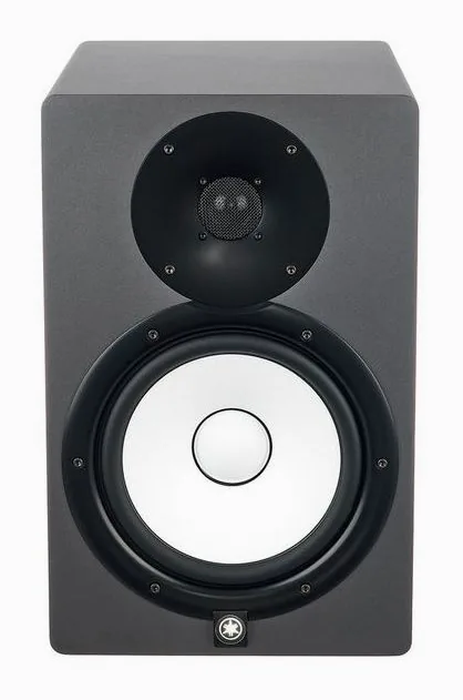 Yamaha HS 8 SG, het logo en de afwerking