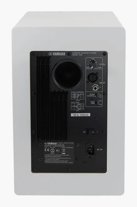 Yamaha HS 8 W Stand Set, de bassreflexpoort