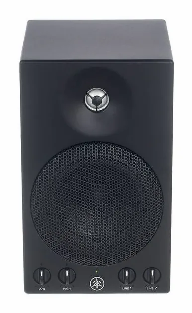 Yamaha MSP3 A, de bassreflexpoort